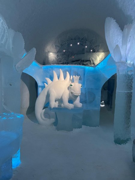 ICEHOTEL Ice Sculpting